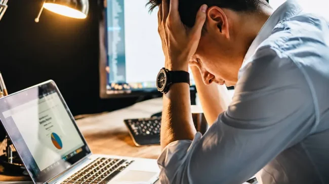 Anda tendo problemas com placas caindo? – FAZAN Anda tendo problemas com placas caindo? - FAZAN