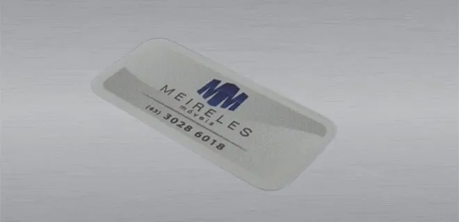Poliéster Branding